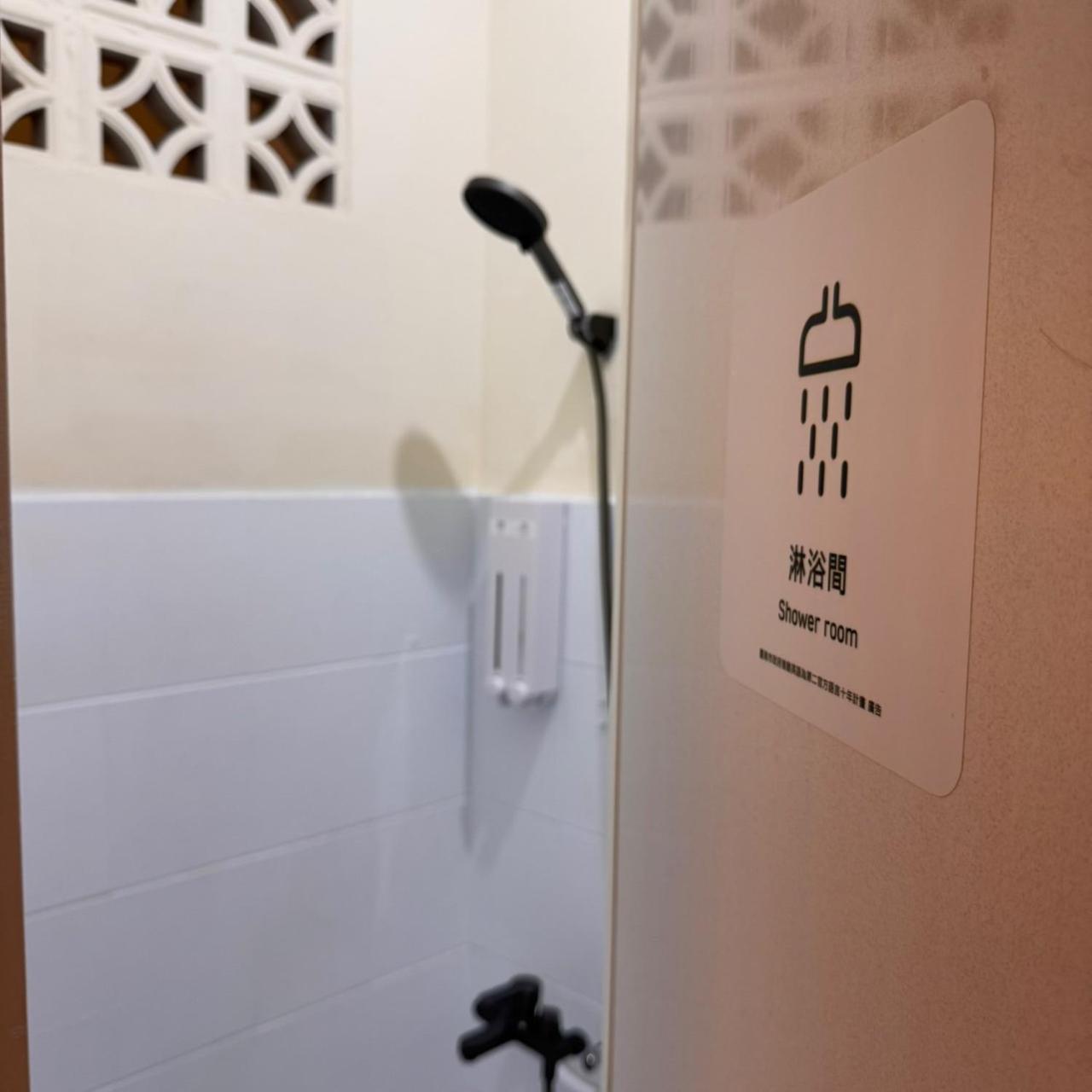 可以住canlive تاينان المظهر الخارجي الصورة